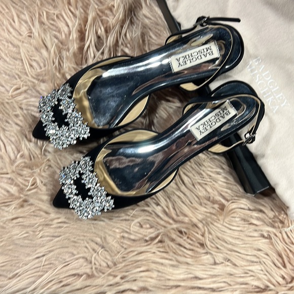 Badgley Mischka Brand Saga Crystal Buckle Pointed Toe Flat - Picture 4 of 7